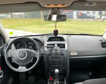 Чорний Рено Меган, об'ємом двигуна 1.6 л та пробігом 323 тис. км за 4500 $, фото 4 на Automoto.ua