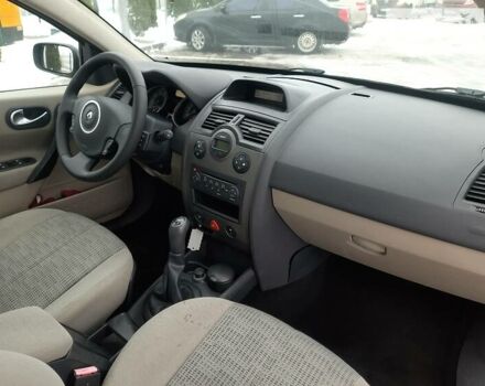 Черный Рено Меган, объемом двигателя 1.6 л и пробегом 218 тыс. км за 4490 $, фото 34 на Automoto.ua