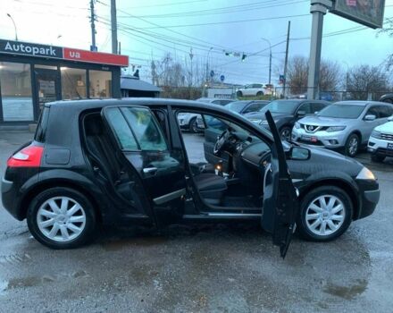 Чорний Рено Меган, об'ємом двигуна 1.6 л та пробігом 323 тис. км за 4990 $, фото 23 на Automoto.ua