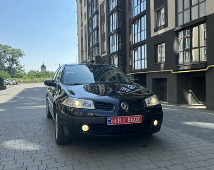 Черный Рено Меган, объемом двигателя 2 л и пробегом 219 тыс. км за 6350 $, фото 3 на Automoto.ua