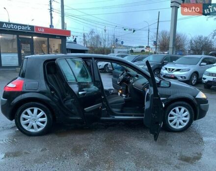 Чорний Рено Меган, об'ємом двигуна 1.6 л та пробігом 323 тис. км за 4990 $, фото 23 на Automoto.ua