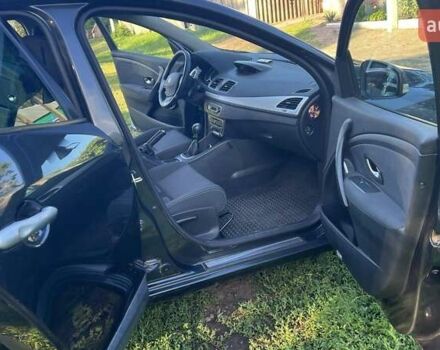 Чорний Рено Меган, об'ємом двигуна 1.6 л та пробігом 214 тис. км за 7500 $, фото 6 на Automoto.ua