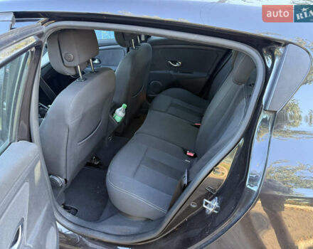 Черный Рено Меган, объемом двигателя 1.6 л и пробегом 154 тыс. км за 6900 $, фото 3 на Automoto.ua