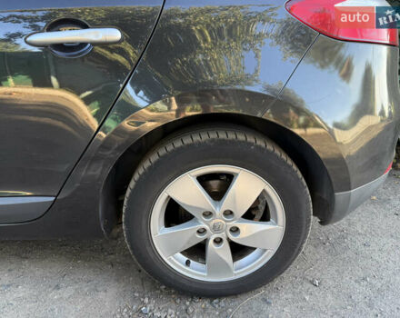 Черный Рено Меган, объемом двигателя 1.6 л и пробегом 154 тыс. км за 6900 $, фото 10 на Automoto.ua