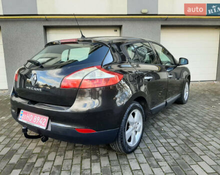 Рено Меган 2008 в Коломые на Automoto.ua Черный Рено Меган, объемом двигателя 1.6 л и пробегом 174 тыс. км за 6999 $, фото 7 на Automoto.ua