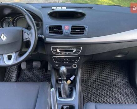 Чорний Рено Меган, об'ємом двигуна 1.6 л та пробігом 214 тис. км за 7500 $, фото 9 на Automoto.ua