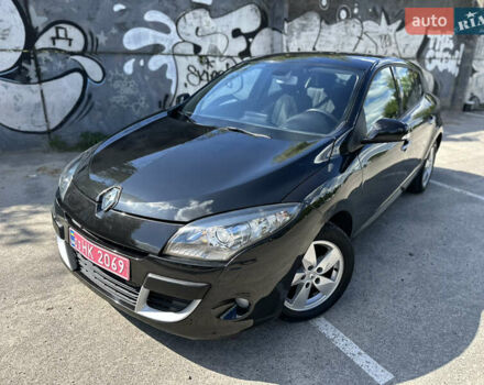 Черный Рено Меган, объемом двигателя 1.6 л и пробегом 240 тыс. км за 6300 $, фото 1 на Automoto.ua