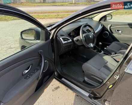 Черный Рено Меган, объемом двигателя 1.6 л и пробегом 184 тыс. км за 6800 $, фото 12 на Automoto.ua