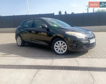 Рено Меган 2009 у Луцьку на Automoto.ua Чорний Рено Меган, об'ємом двигуна 1.46 л та пробігом 257 тис. км за 5600 $, фото 9 на Automoto.ua