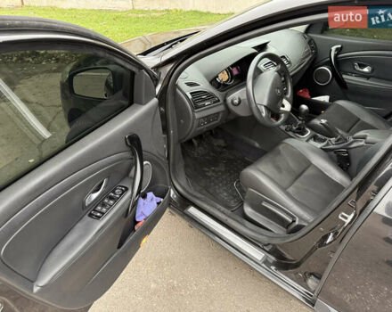 Черный Рено Меган, объемом двигателя 1.5 л и пробегом 261 тыс. км за 5500 $, фото 20 на Automoto.ua