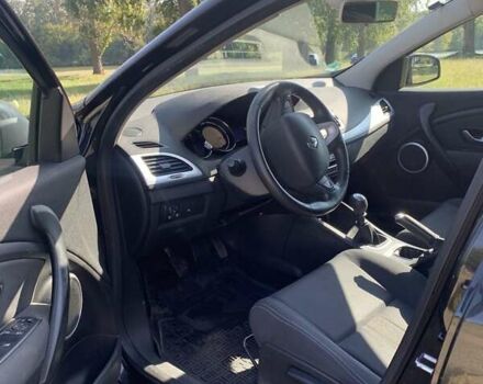 Черный Рено Меган, объемом двигателя 1.6 л и пробегом 217 тыс. км за 6500 $, фото 3 на Automoto.ua