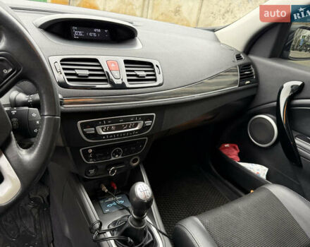 Черный Рено Меган, объемом двигателя 1.5 л и пробегом 261 тыс. км за 5500 $, фото 23 на Automoto.ua