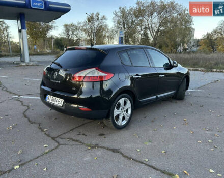 Рено Меган 2009 в Сарнах на Automoto.ua Черный Рено Меган, объемом двигателя 1.9 л и пробегом 310 тыс. км за 6200 $, фото 4 на Automoto.ua