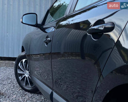 Рено Меган 2009 у Самборе на Automoto.ua Чорний Рено Меган, об'ємом двигуна 1.6 л та пробігом 208 тис. км за 6499 $, фото 61 на Automoto.ua