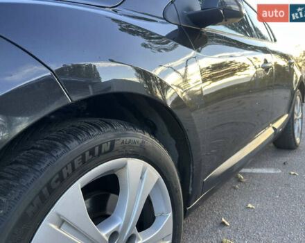 Рено Меган 2009 в Сарнах на Automoto.ua Черный Рено Меган, объемом двигателя 1.9 л и пробегом 310 тыс. км за 6200 $, фото 23 на Automoto.ua