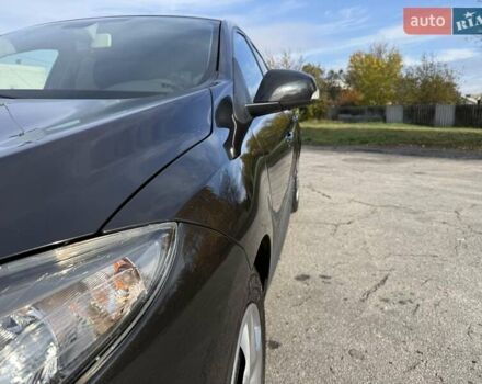 Черный Рено Меган, объемом двигателя 1.6 л и пробегом 184 тыс. км за 6800 $, фото 4 на Automoto.ua