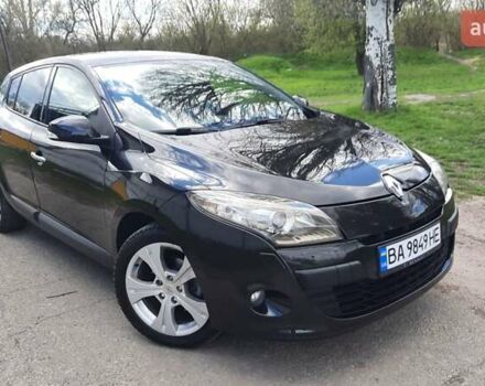 Рено Меган 2009 у Александрие на Automoto.ua Чорний Рено Меган, об'ємом двигуна 1.6 л та пробігом 138 тис. км за 7999 $, фото 7 на Automoto.ua