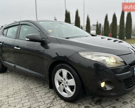 Черный Рено Меган, объемом двигателя 1.5 л и пробегом 268 тыс. км за 5300 $, фото 2 на Automoto.ua