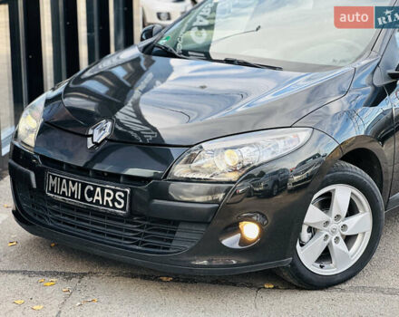 Рено Меган 2009 у Харкові на Automoto.ua Чорний Рено Меган, об'ємом двигуна 1.6 л та пробігом 184 тис. км за 7100 $, фото 1 на Automoto.ua