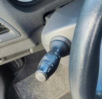 Черный Рено Меган, объемом двигателя 1.6 л и пробегом 250 тыс. км за 6200 $, фото 13 на Automoto.ua