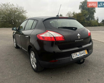 Рено Меган 2009 у Сумах на Automoto.ua Чорний Рено Меган, об'ємом двигуна 1.6 л та пробігом 181 тис. км за 7200 $, фото 6 на Automoto.ua