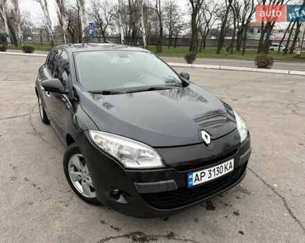 Черный Рено Меган, объемом двигателя 1.5 л и пробегом 261 тыс. км за 5500 $, фото 2 на Automoto.ua