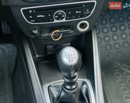 Рено Меган 2009 у Харкові на Automoto.ua Чорний Рено Меган, об'ємом двигуна 1.6 л та пробігом 184 тис. км за 7100 $, фото 26 на Automoto.ua