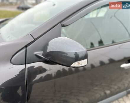 Черный Рено Меган, объемом двигателя 1.5 л и пробегом 268 тыс. км за 5300 $, фото 7 на Automoto.ua