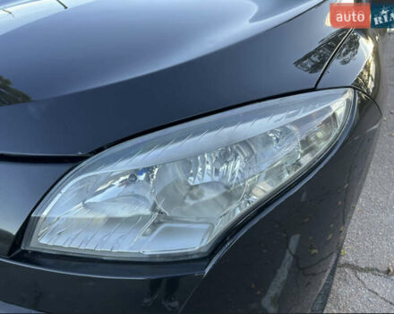 Рено Меган 2009 в Сарнах на Automoto.ua Черный Рено Меган, объемом двигателя 1.9 л и пробегом 310 тыс. км за 6200 $, фото 24 на Automoto.ua