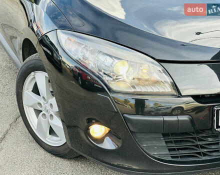 Рено Меган 2009 у Харкові на Automoto.ua Чорний Рено Меган, об'ємом двигуна 1.6 л та пробігом 184 тис. км за 7100 $, фото 9 на Automoto.ua