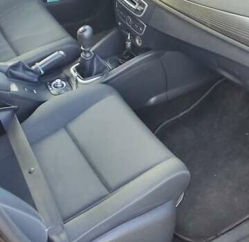 Черный Рено Меган, объемом двигателя 1.6 л и пробегом 250 тыс. км за 6200 $, фото 5 на Automoto.ua