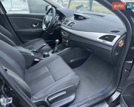 Черный Рено Меган, объемом двигателя 1.5 л и пробегом 268 тыс. км за 5300 $, фото 9 на Automoto.ua