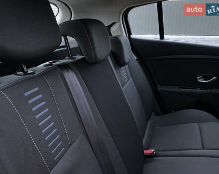 Черный Рено Меган, объемом двигателя 1.6 л и пробегом 204 тыс. км за 6500 $, фото 12 на Automoto.ua