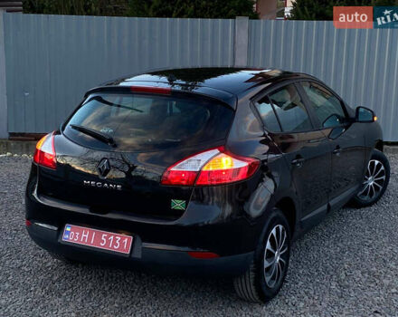 Рено Меган 2009 у Самборе на Automoto.ua Чорний Рено Меган, об'ємом двигуна 1.6 л та пробігом 208 тис. км за 6499 $, фото 36 на Automoto.ua