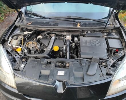 Рено Меган 2009 у Богодухове на Automoto.ua Чорний Рено Меган, об'ємом двигуна 1.5 л та пробігом 208 тис. км за 5300 $, фото 1 на Automoto.ua
