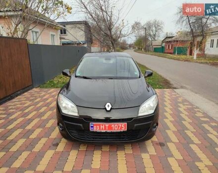 Черный Рено Меган, объемом двигателя 1.6 л и пробегом 185 тыс. км за 7200 $, фото 18 на Automoto.ua