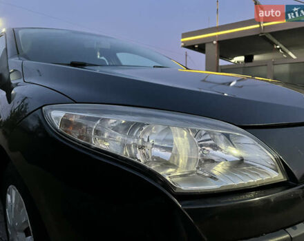 Рено Меган 2009 в Львове на Automoto.ua Черный Рено Меган, объемом двигателя 1.46 л и пробегом 224 тыс. км за 5800 $, фото 20 на Automoto.ua