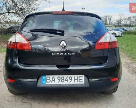 Рено Меган 2009 у Александрие на Automoto.ua Чорний Рено Меган, об'ємом двигуна 1.6 л та пробігом 138 тис. км за 7999 $, фото 6 на Automoto.ua