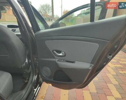 Черный Рено Меган, объемом двигателя 1.6 л и пробегом 185 тыс. км за 7200 $, фото 6 на Automoto.ua