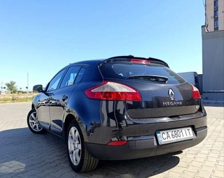 Рено Меган 2009 в Черкассах на Automoto.ua Черный Рено Меган, объемом двигателя 1.5 л и пробегом 277 тыс. км за 6200 $, фото 5 на Automoto.ua