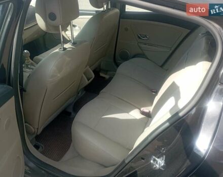 Рено Меган 2009 у Луцьку на Automoto.ua Чорний Рено Меган, об'ємом двигуна 1.46 л та пробігом 257 тис. км за 5600 $, фото 8 на Automoto.ua