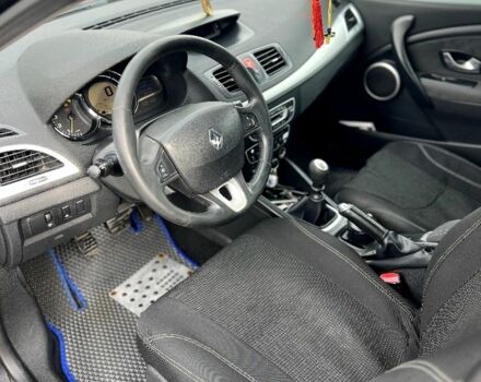 Рено Меган 2009 в Львове на Automoto.ua Черный Рено Меган, объемом двигателя 1.5 л и пробегом 261 тыс. км за 6300 $, фото 13 на Automoto.ua