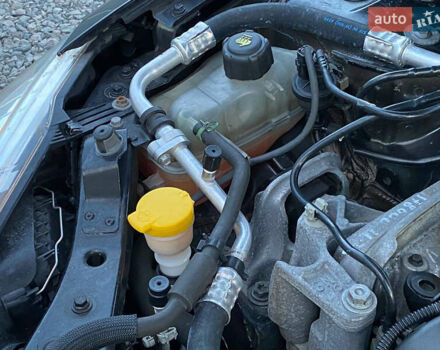 Рено Меган 2009 у Самборе на Automoto.ua Чорний Рено Меган, об'ємом двигуна 1.6 л та пробігом 208 тис. км за 6499 $, фото 91 на Automoto.ua