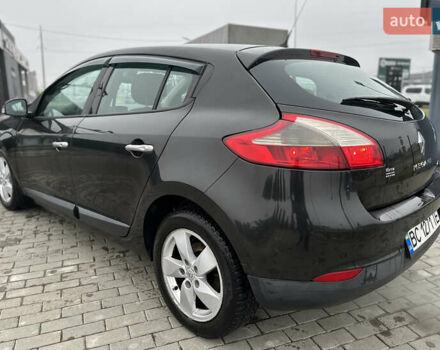 Черный Рено Меган, объемом двигателя 1.5 л и пробегом 268 тыс. км за 5300 $, фото 5 на Automoto.ua