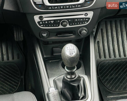 Рено Меган 2009 в Харькове на Automoto.ua Черный Рено Меган, объемом двигателя 1.6 л и пробегом 225 тыс. км за 7600 $, фото 27 на Automoto.ua