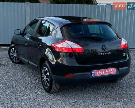 Рено Меган 2009 у Самборе на Automoto.ua Чорний Рено Меган, об'ємом двигуна 1.6 л та пробігом 208 тис. км за 6499 $, фото 50 на Automoto.ua