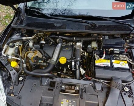 Чорний Рено Меган, об'ємом двигуна 1.5 л та пробігом 266 тис. км за 6900 $, фото 6 на Automoto.ua