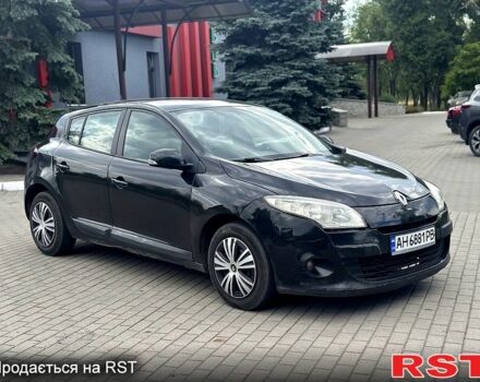 Рено Меган 2010 в Павлограде на Automoto.ua Черный Рено Меган, объемом двигателя 1.5 л и пробегом 0 тыс. км за 4800 $, фото 2 на Automoto.ua