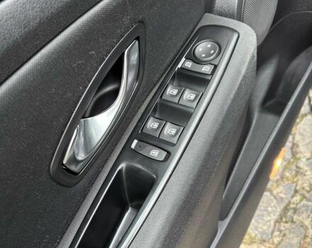 Чорний Рено Меган, об'ємом двигуна 0 л та пробігом 212 тис. км за 7500 $, фото 12 на Automoto.ua