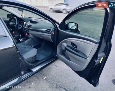 Чорний Рено Меган, об'ємом двигуна 1.6 л та пробігом 187 тис. км за 7300 $, фото 8 на Automoto.ua